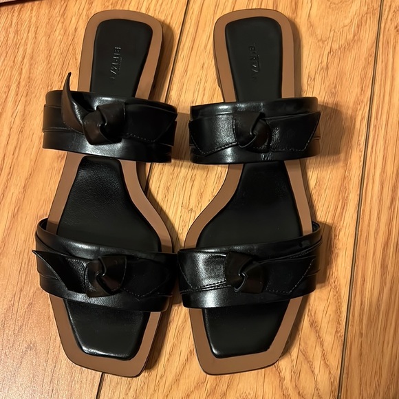 NIB Alexandre Birman Clarita Leather Sandals - Picture 2 of 10